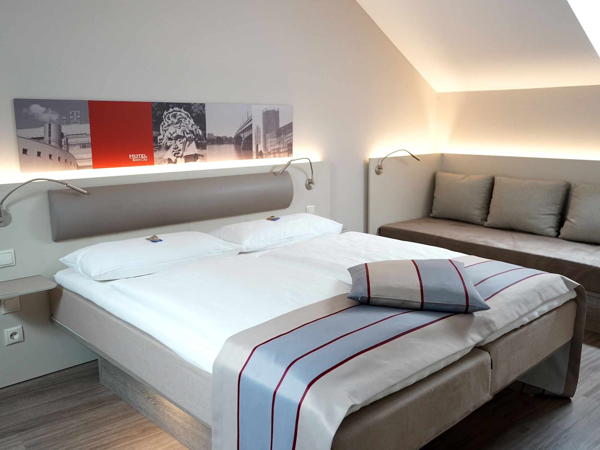 2 BEDROOMS, SUITE