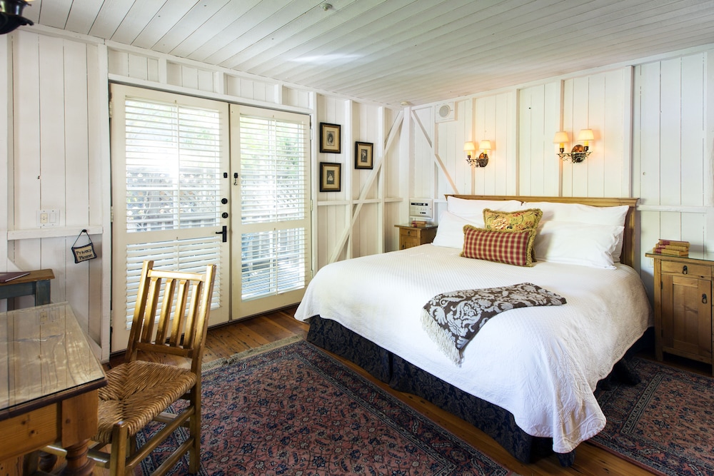 Simpson House Inn 12/50