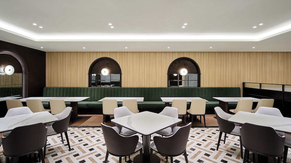 Hotel The Botanik Sewoon Myeongdong 57/65