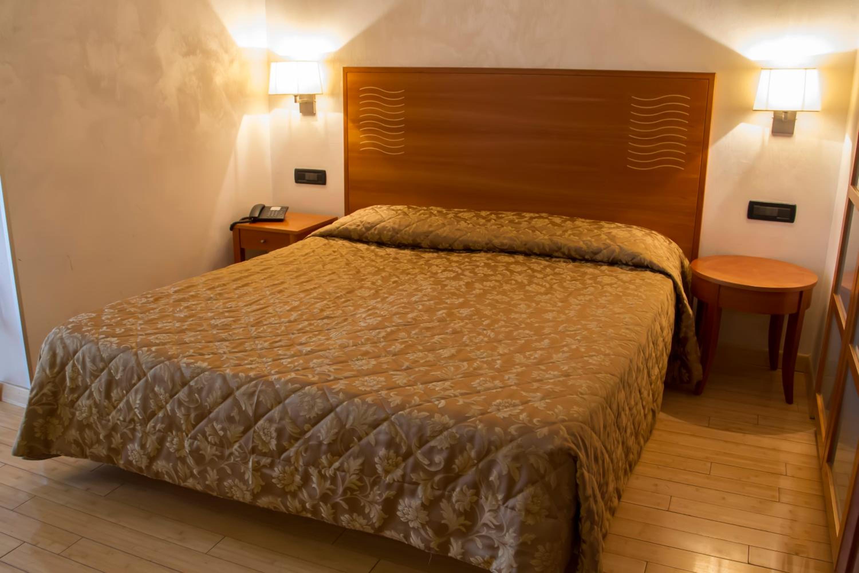 غرفة بسرير مزدوج أو سريرين منفصلين، Continental 8/10