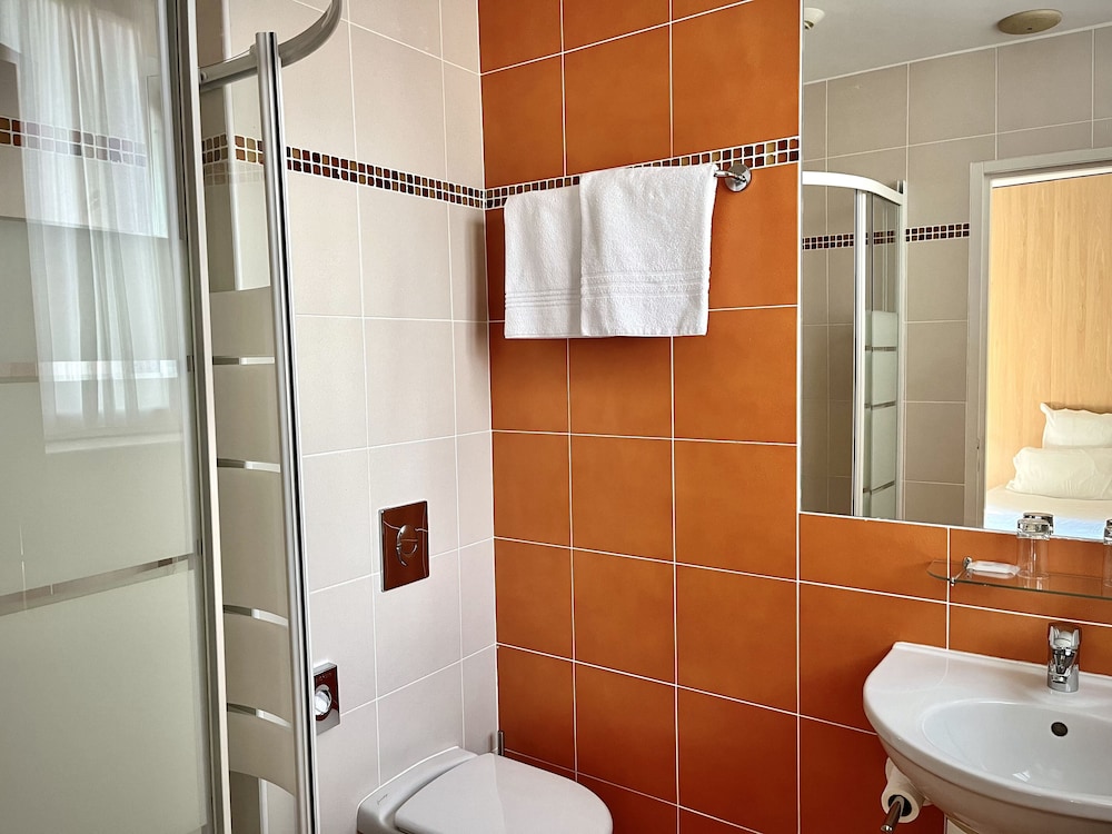 Comfort Hotel Dinard Balmoral 48/49