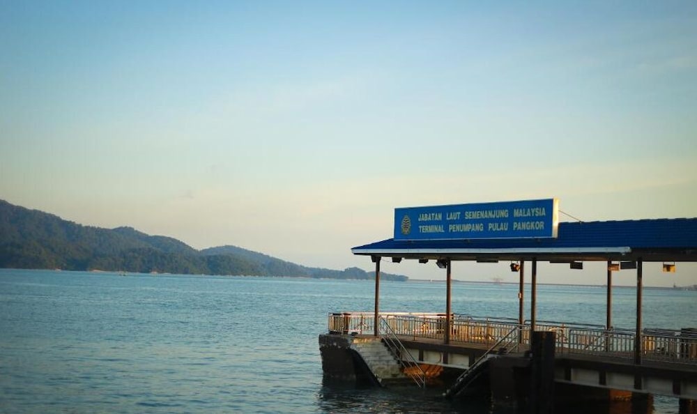 Mny Hotel & Resort 38/47