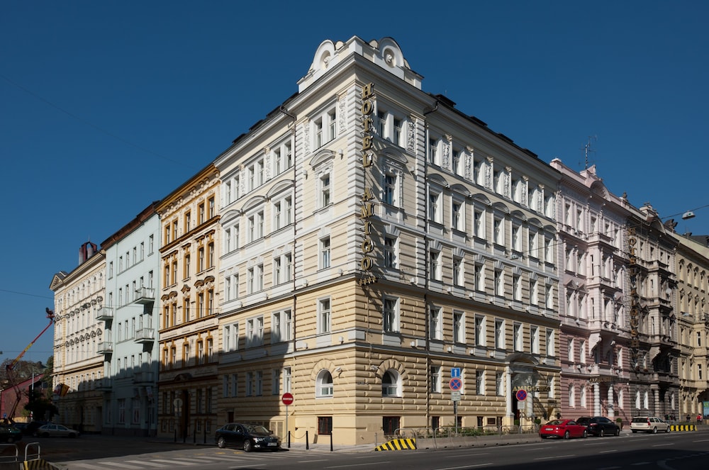 Alqush Downtown Hotel 4/56