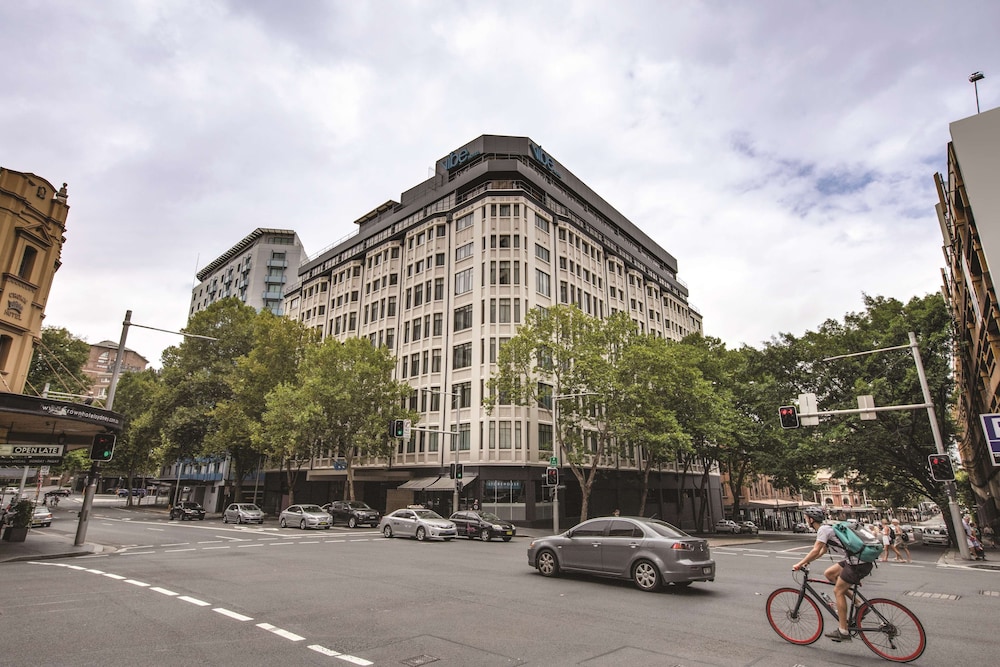 Vibe Hotel Sydney 32/36