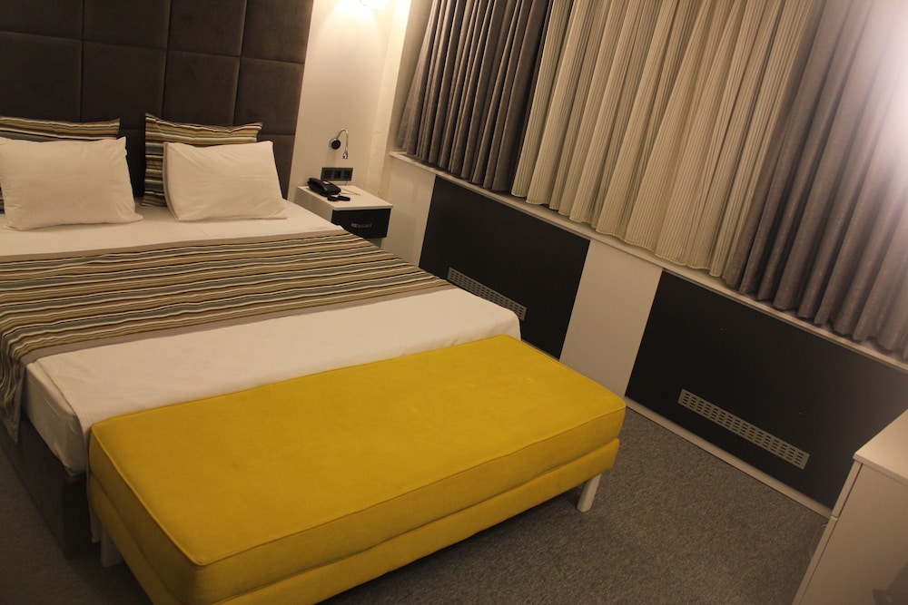 Palmiye Hotel Taksim 13/25
