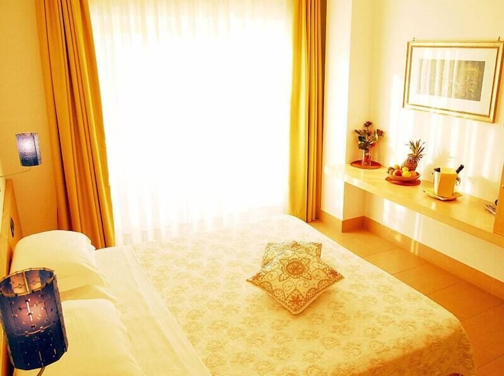 غرفة قياسية بسريرين منفصلين، Hotel Degli Haethey 2/2