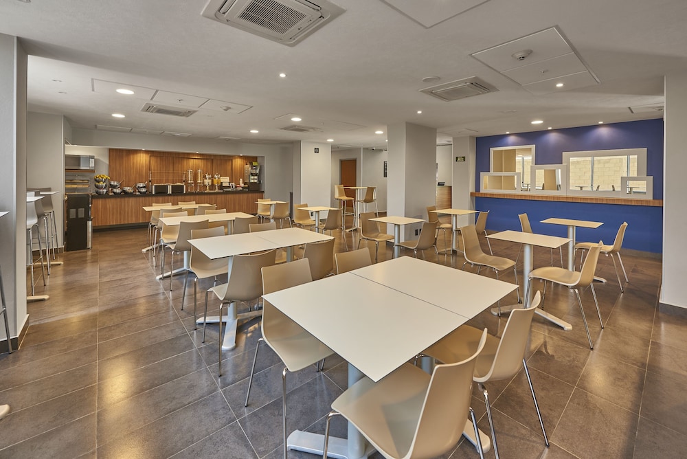 City Express by Marriott Celaya Galerias 44/61