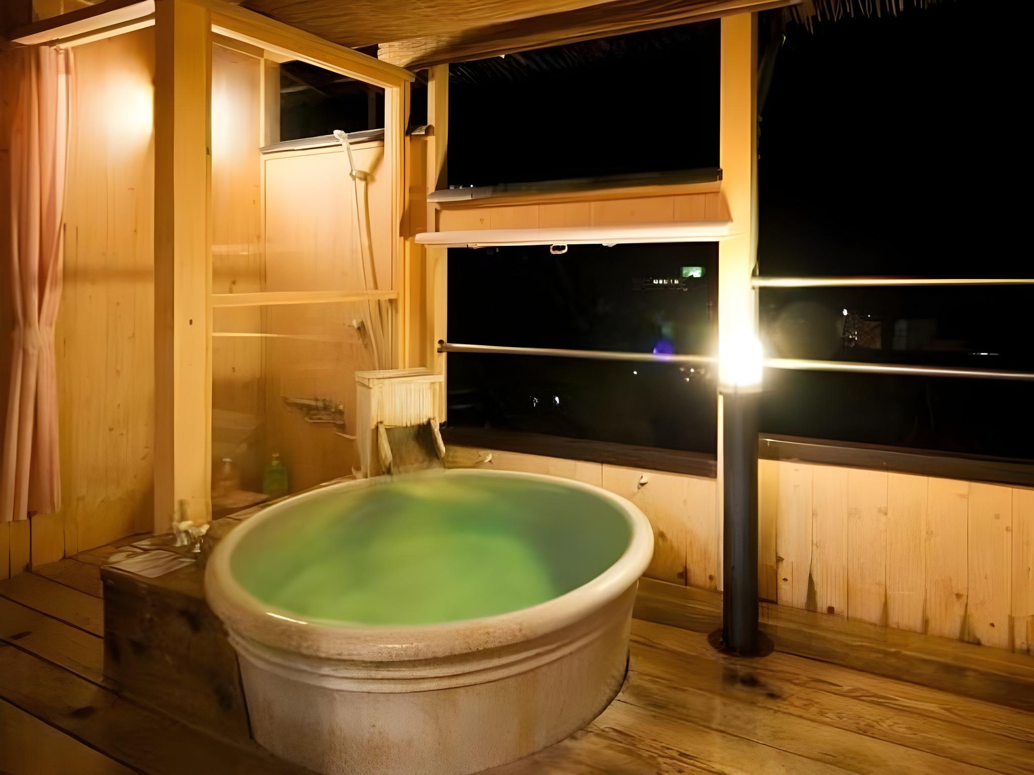 Takami Hotel 23/38