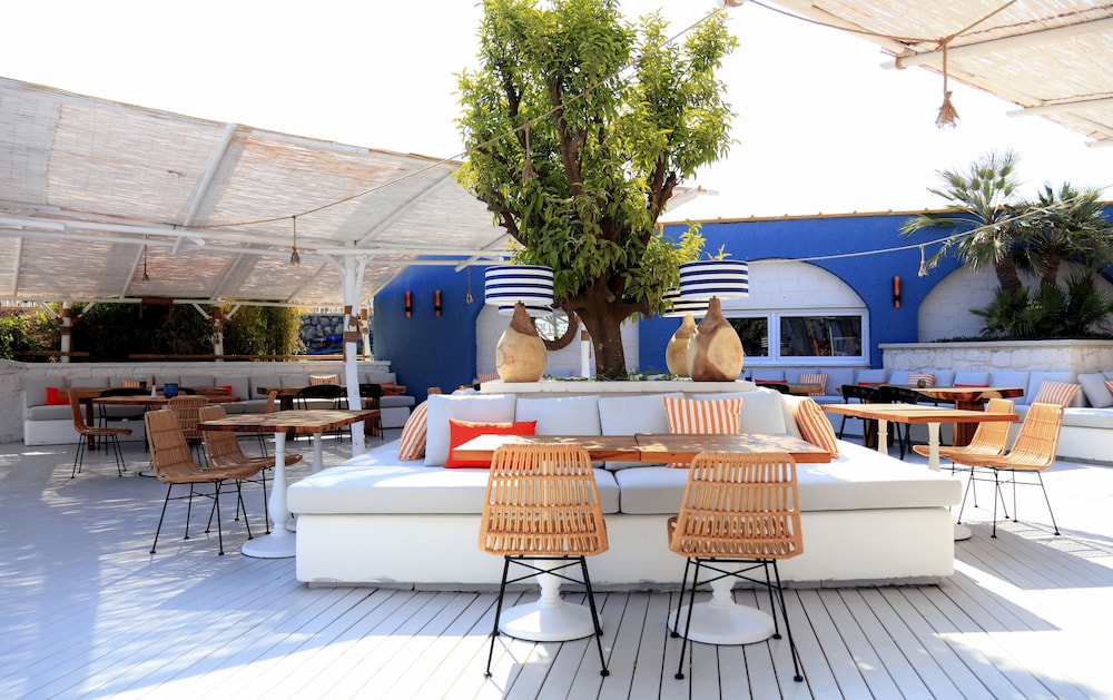 Design Plus Seya Beach Hotel 52/67