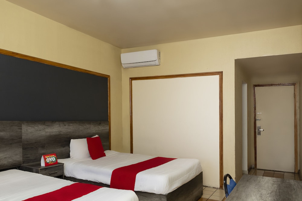 Standard, 2 Double Beds