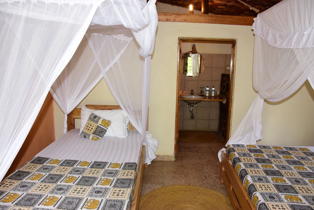 Meru View Lodge 5/28