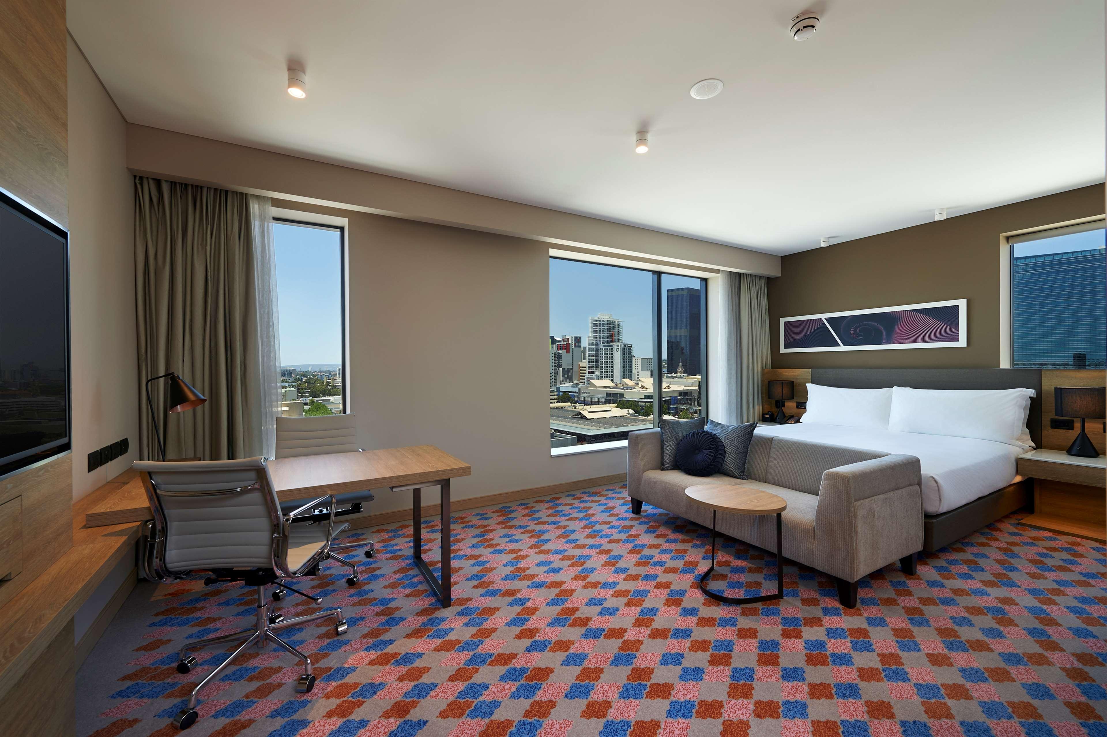 JUNIOR SUITE, PANORAMIC VIEW, BATHTUB