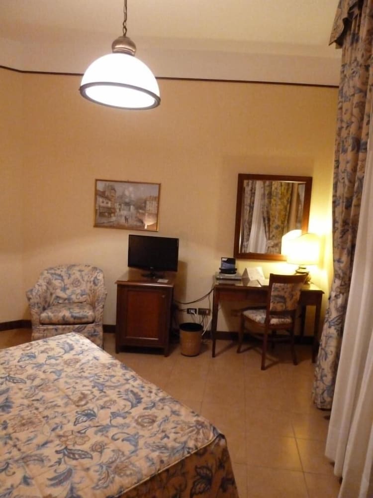 Albergo Reggio 24/63