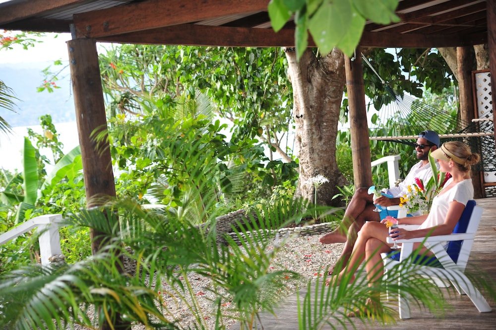 Hideaway Island Resort 9/75