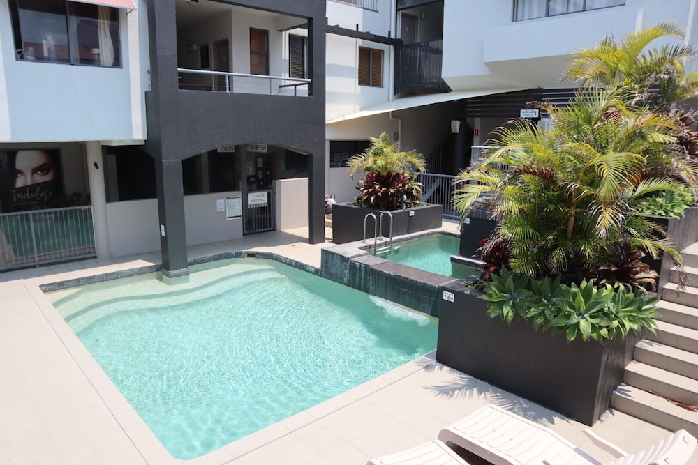 Coolum Beach Resort 51/58