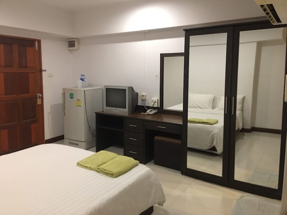 Tamarind Residences 23/51