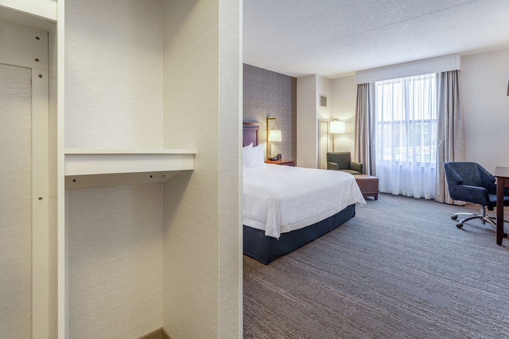 Hampton Inn Suites Saratoga Springs Downtown 20/69