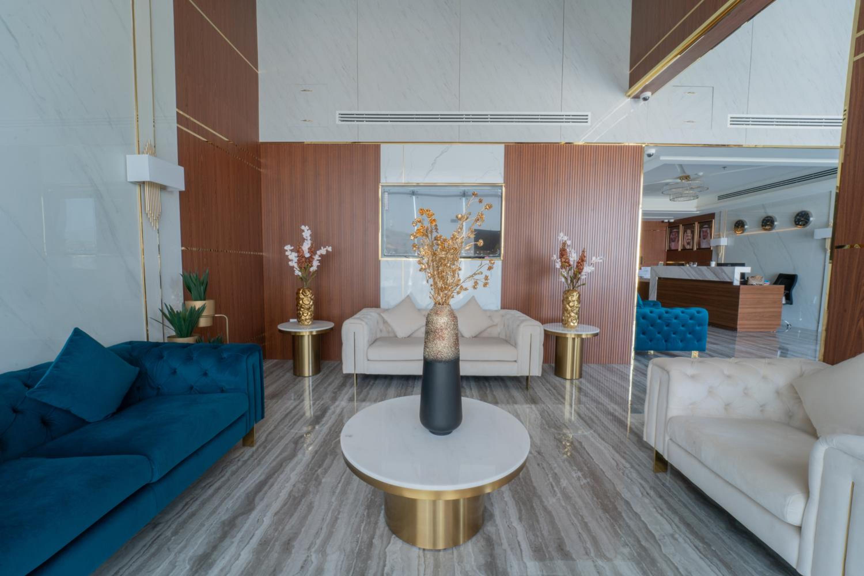 جوهرة الشرق(Orient Jewel) 16/28