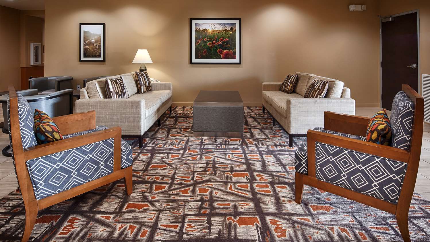 Best Western Plus Elmendorf Hotel 14/31