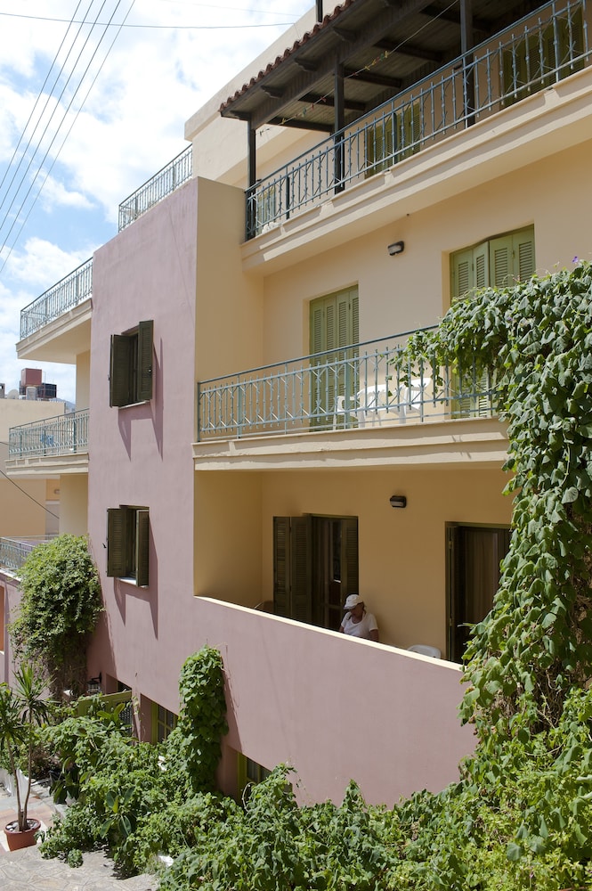 MARE OLYMPUS apartments