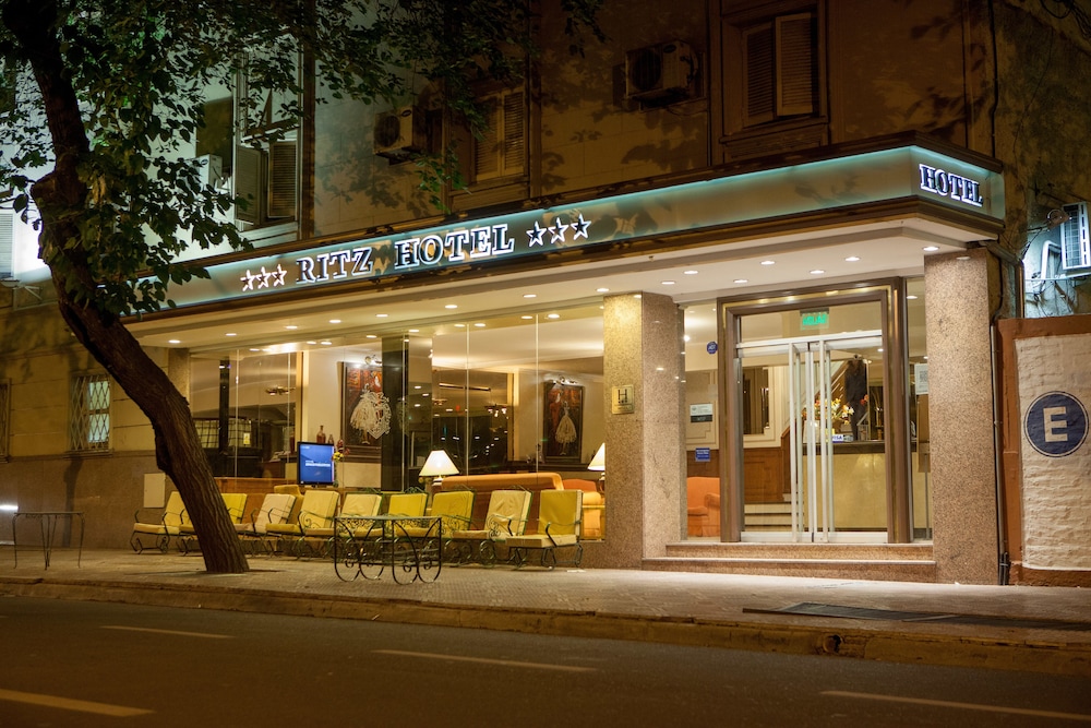 Ritz Hotel Mendoza 1/55