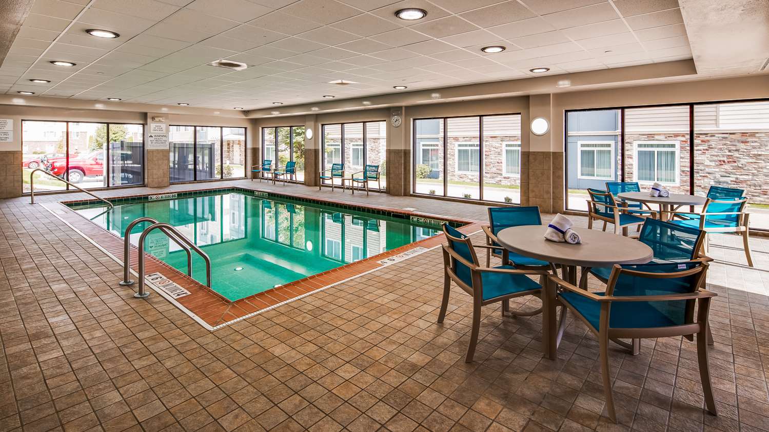 Best Western Plus Champaign/Urbana Inn 21/33