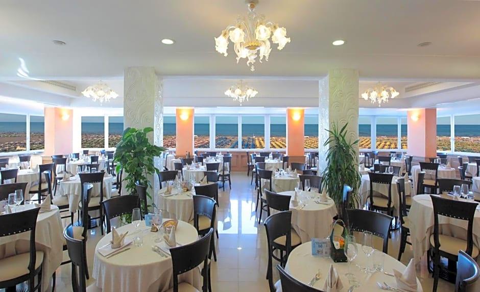 Hotel Ghirlandina 21/31