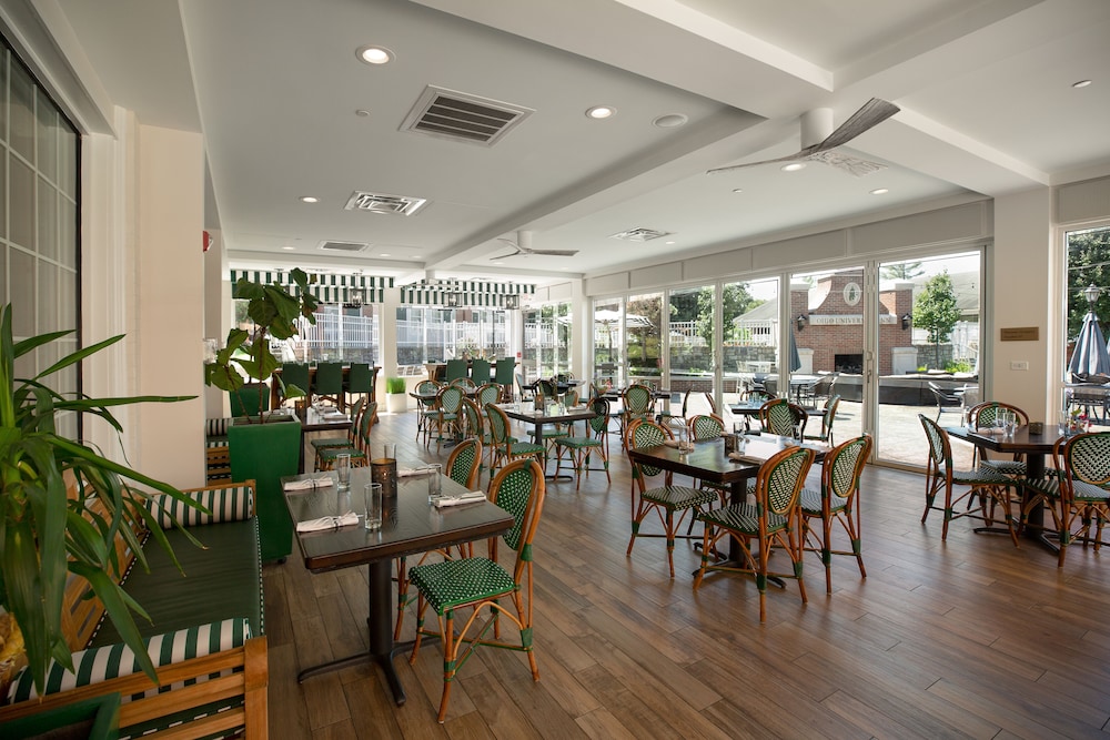 Ohio University Inn Conference Center 42/60