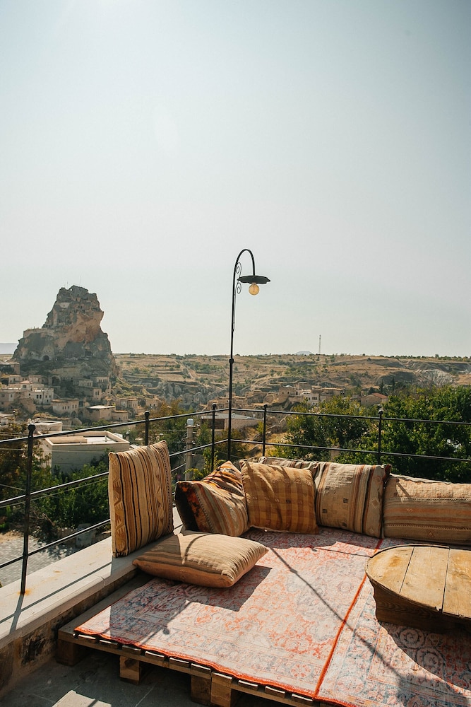 Vita Cave Suites 45/48