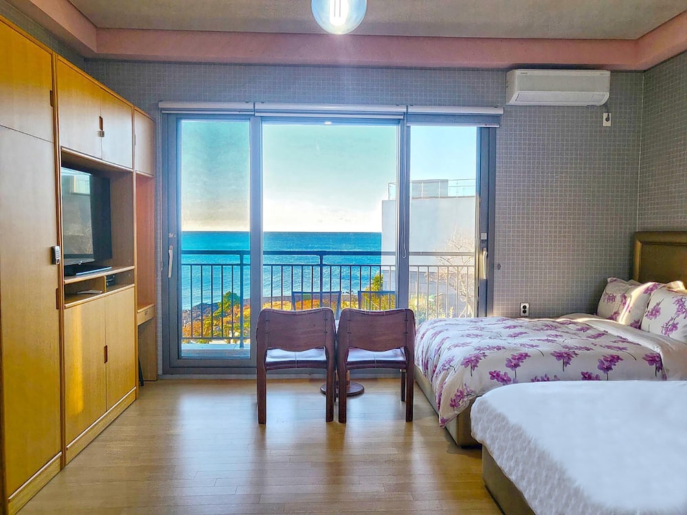 Orojeju Pension 9/35