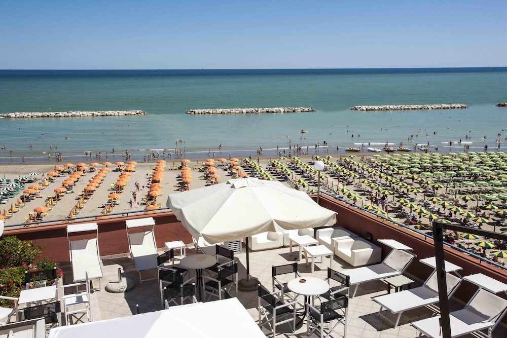 Hotel Giovanna Regina 27/34