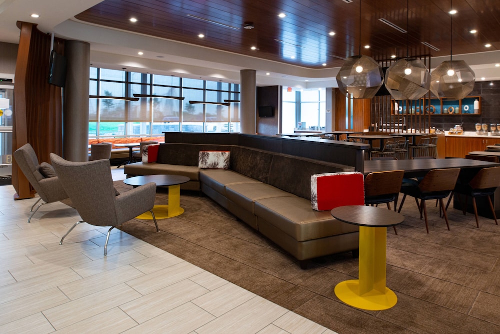 SPRINGHILL SUITES KANSAS CITY NORTHEAST 7/36