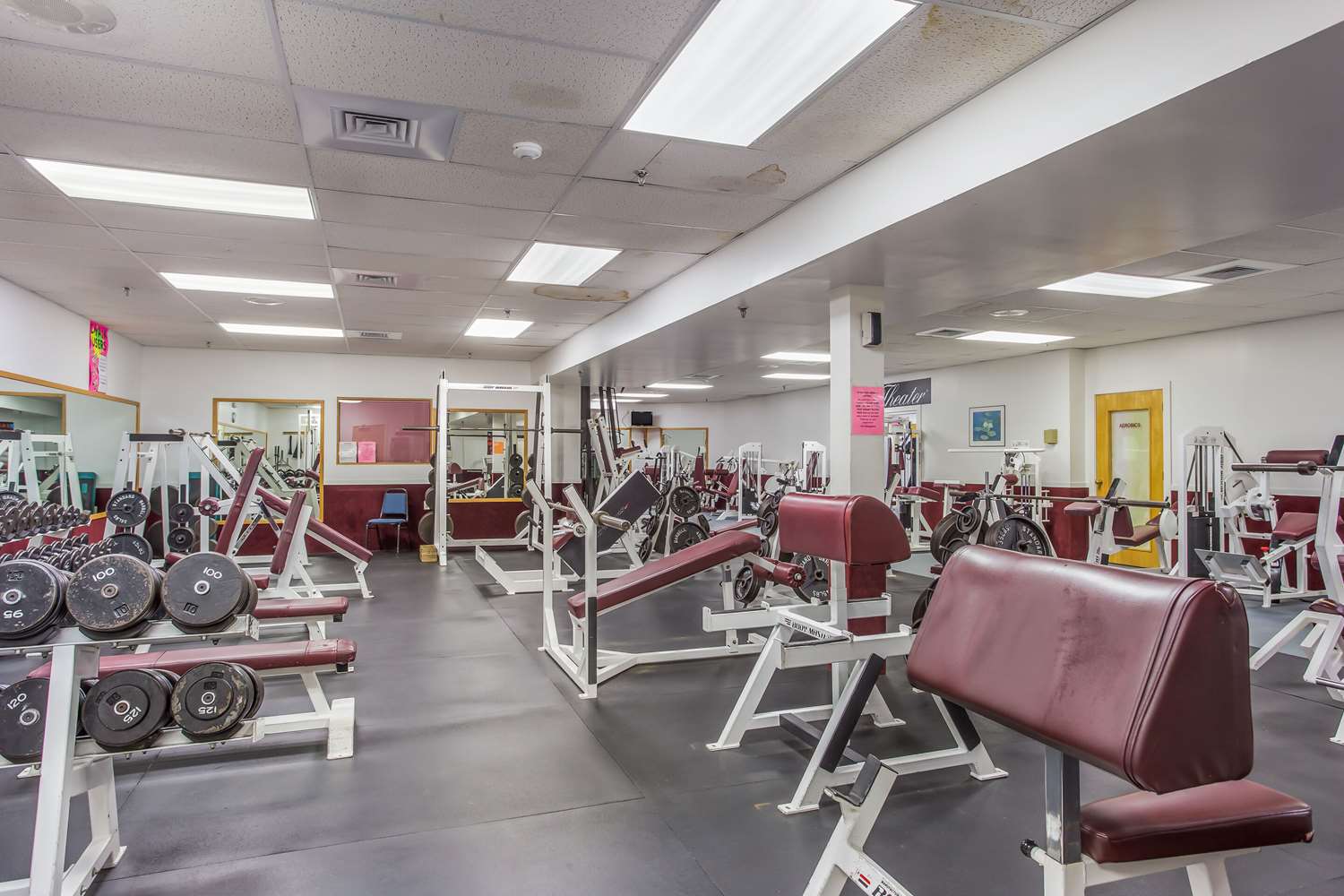 Quality Inn & Suites Gorham White Mountains 26/45