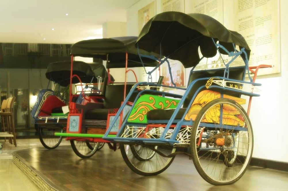Losari Sunset Hotel 32/38