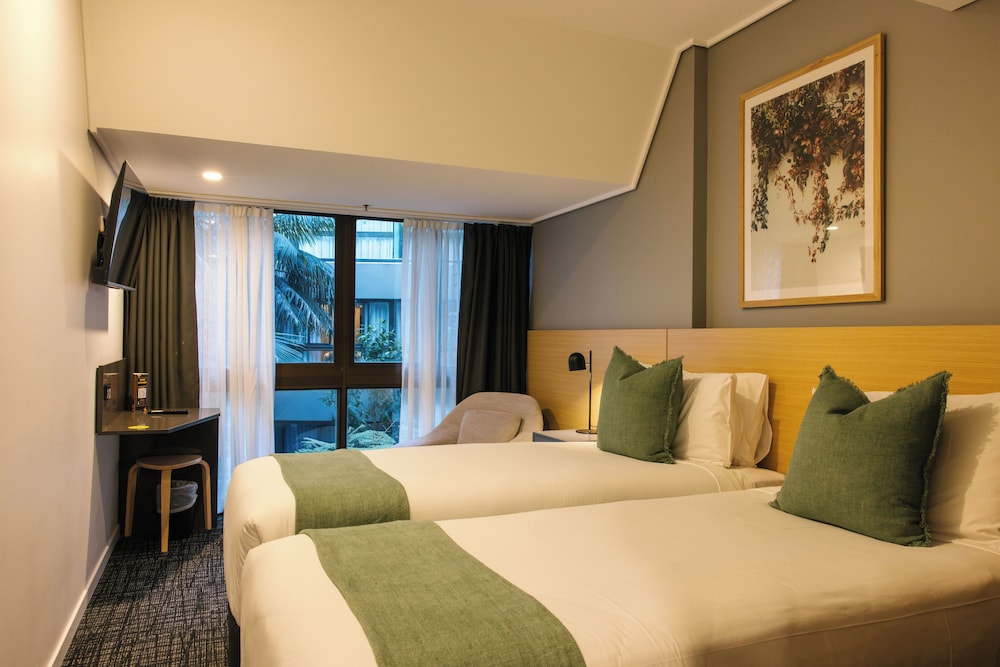 Deluxe, Twin Beds