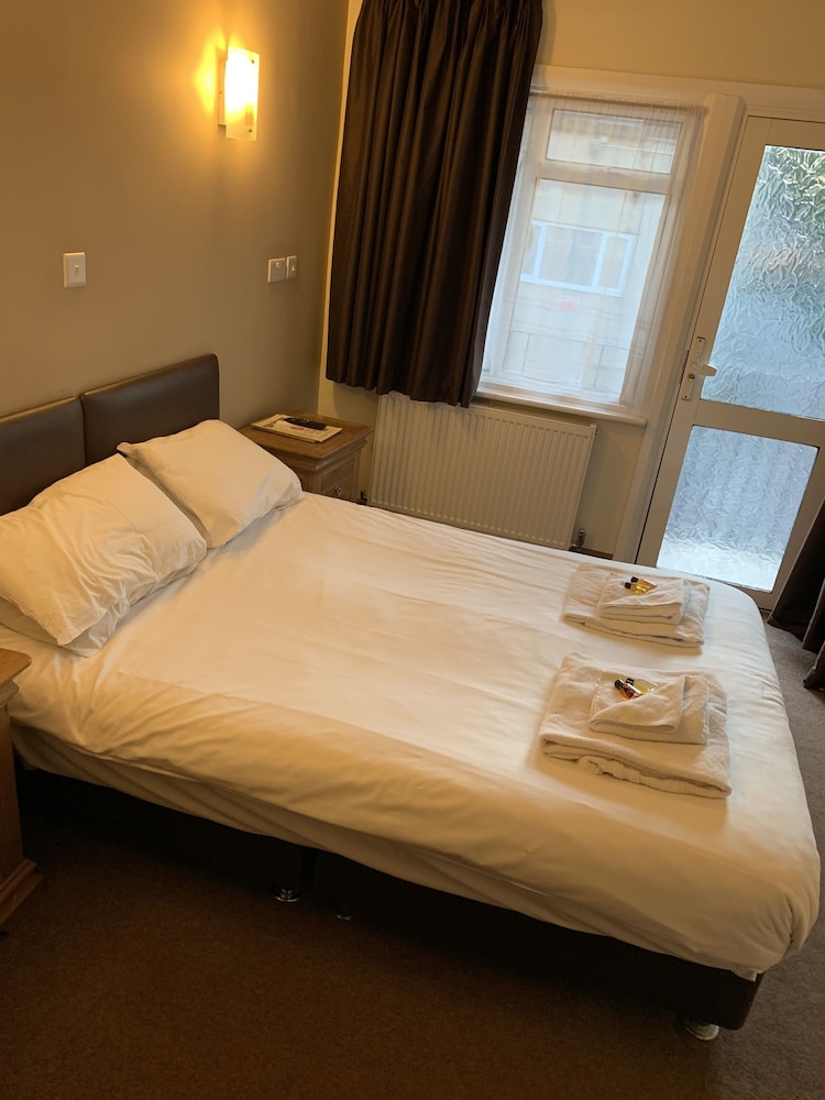 The Old Mill Hotel &amp; Lodge 47/67