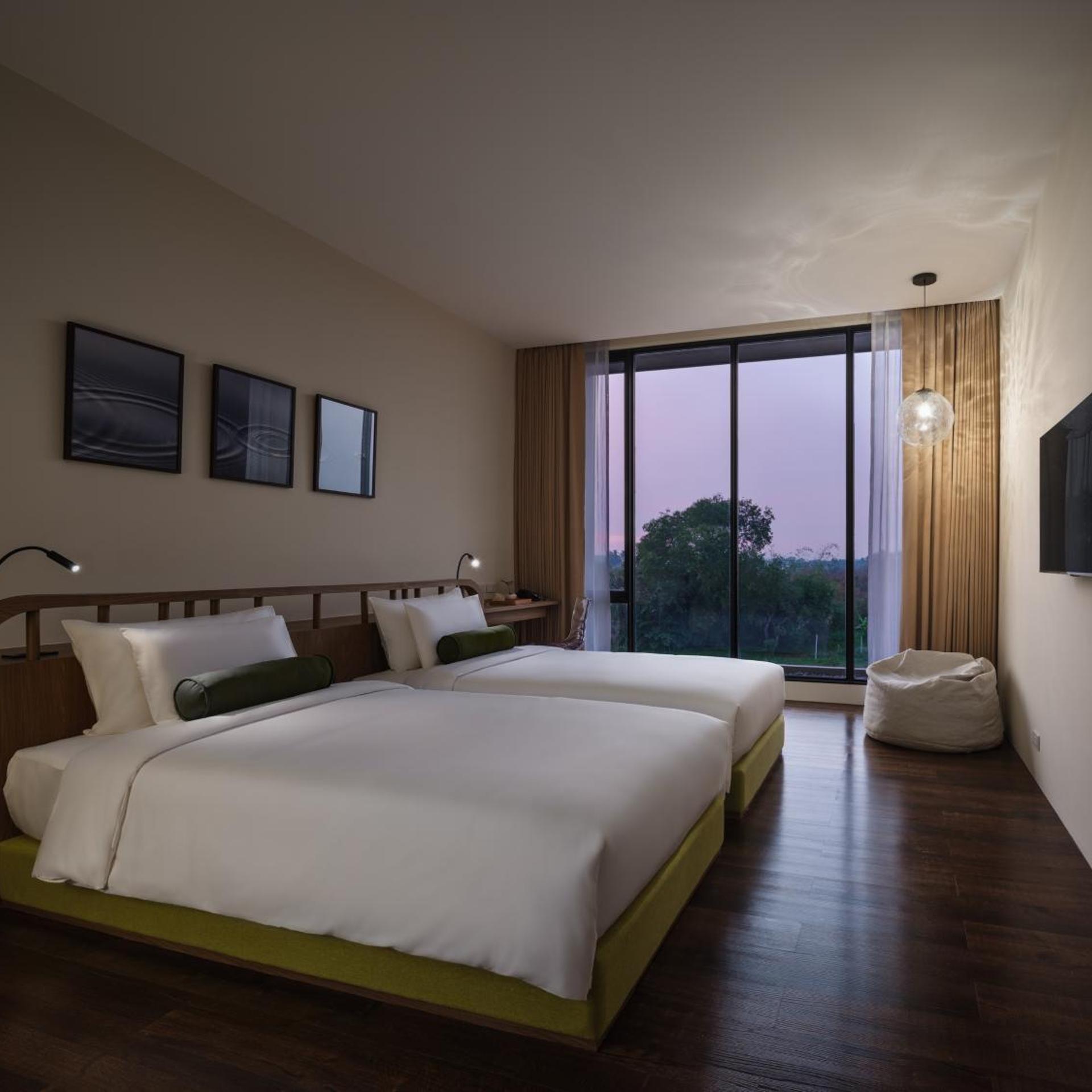 Neera Retreat Hotel 9/50