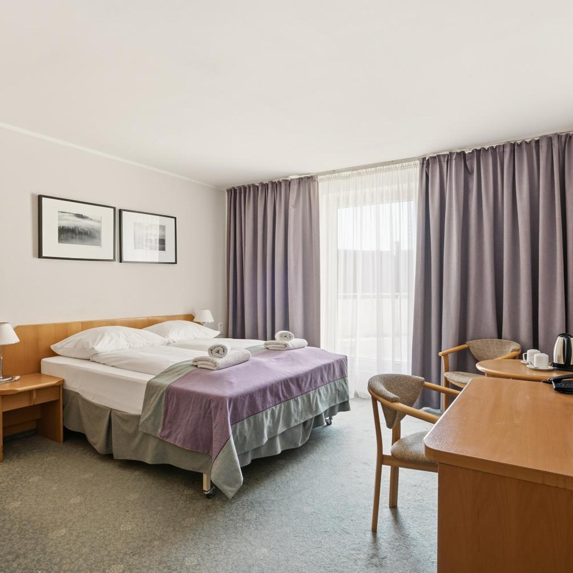 Standard, Double Bed