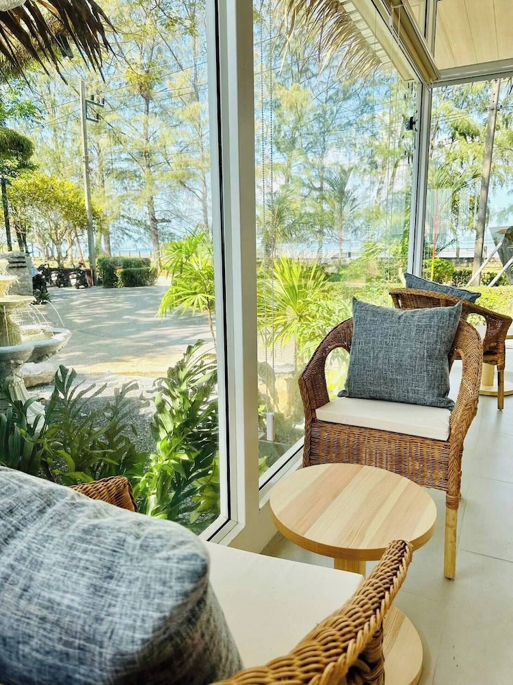 Twinbay Resort And Spa 37/69