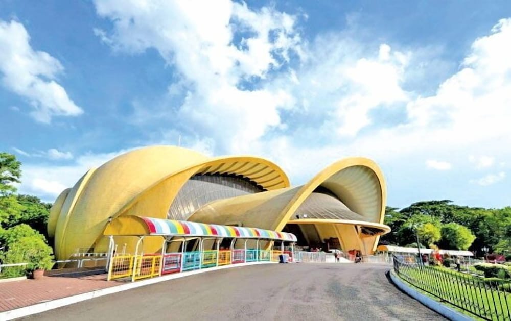 Kaisar Hotel 52/56