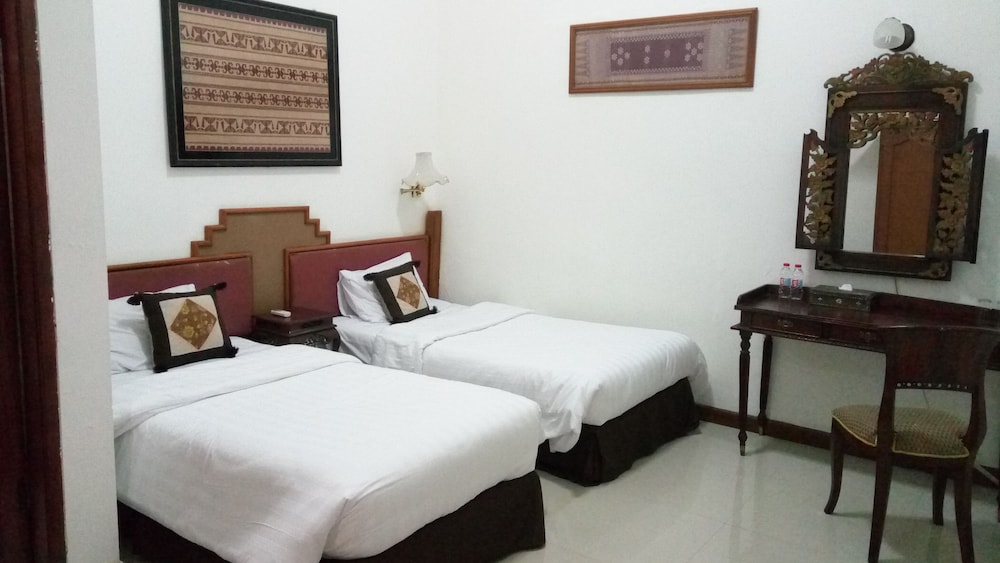 Hotel O Bandung near Stadion Siliwangi formerly The Ethnic Hotel Bandung 27/79