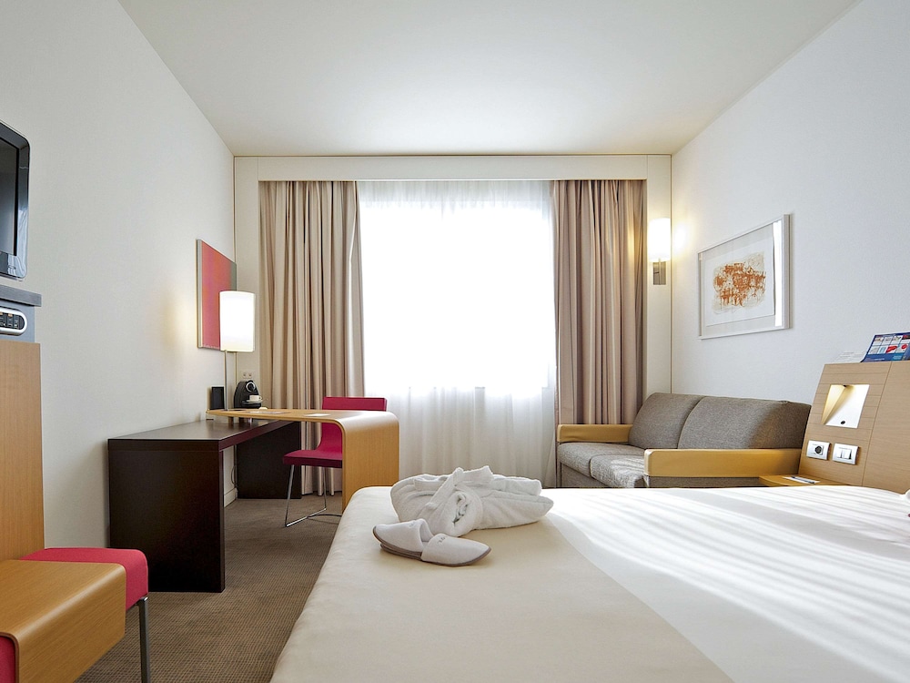 Novotel Salerno Est Arechi 18/75