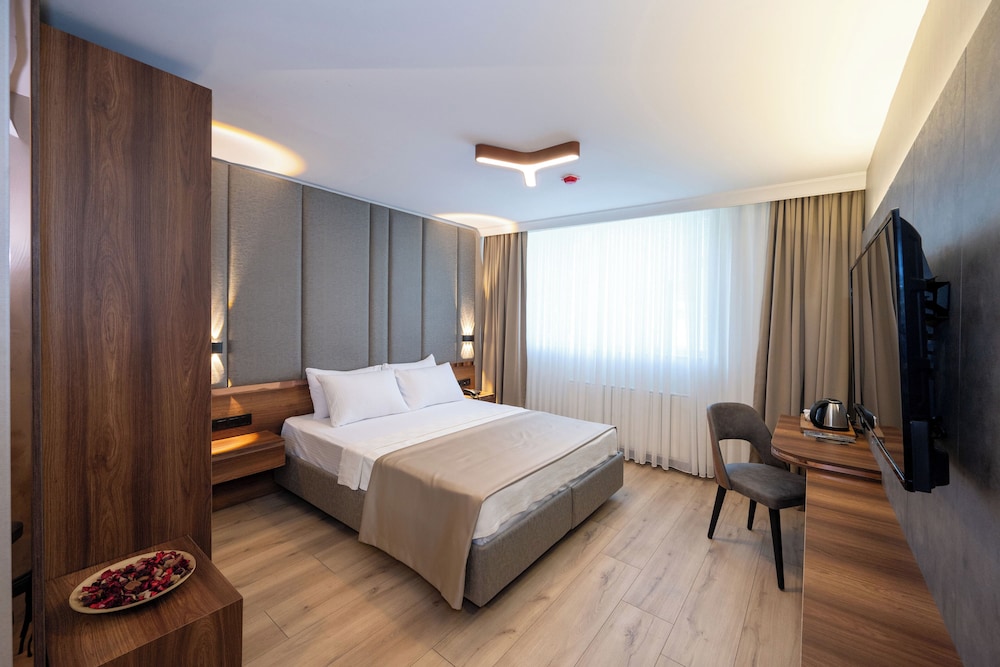 غرفة قياسية مفردة بسرير كوين، Vess Hotel 2/4