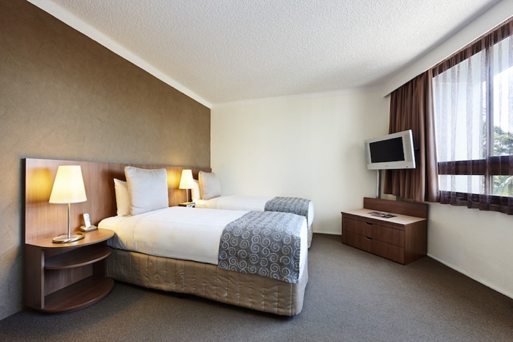 Mercure Sydney St Leonards 17/76