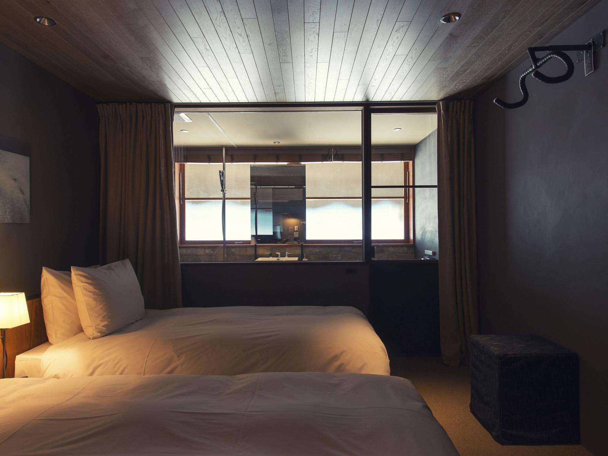 Onomichi U2 Hotel Cycle 12/78