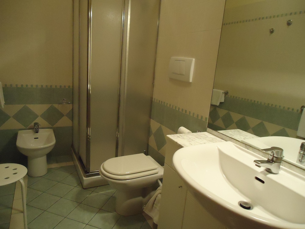 Albergo Roma 38/39