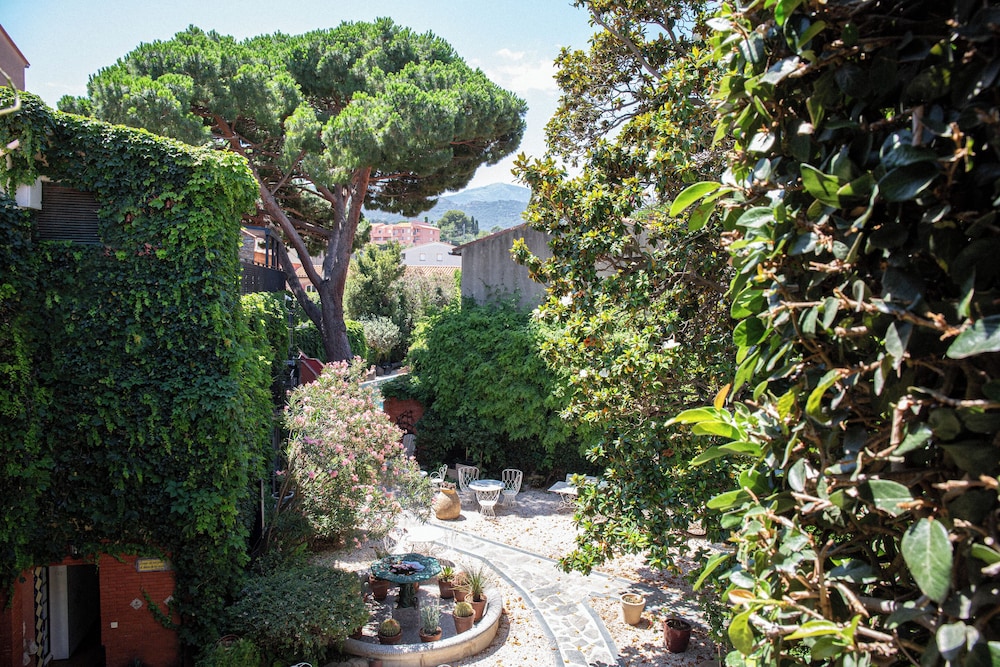La Casa Pairal 66/73