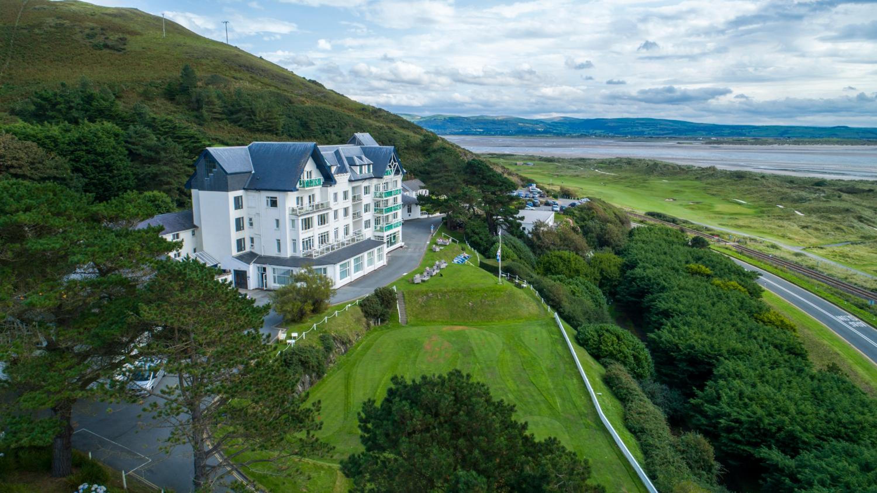 Trefeddian Hotel 35/38
