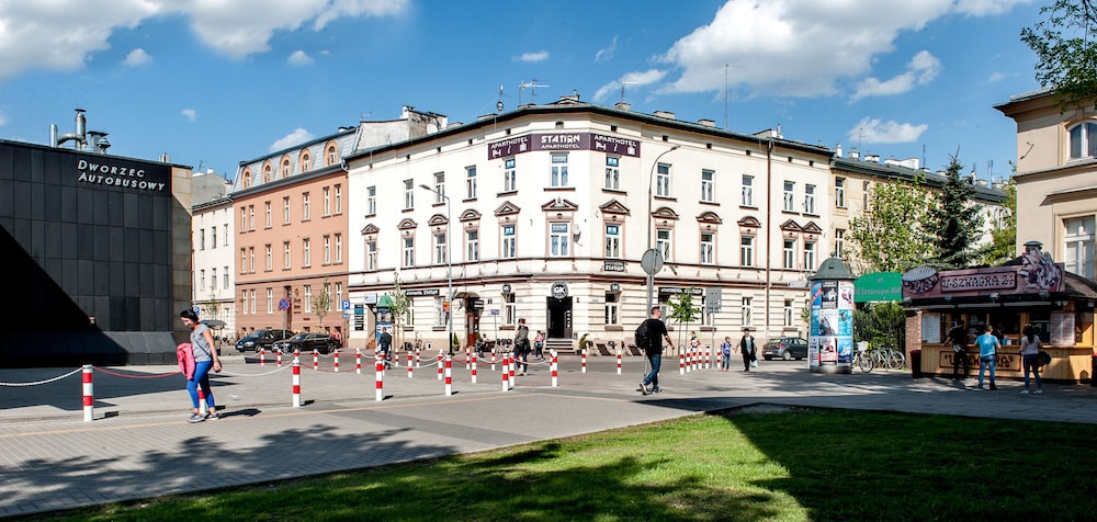 Station Aparthotel photo1