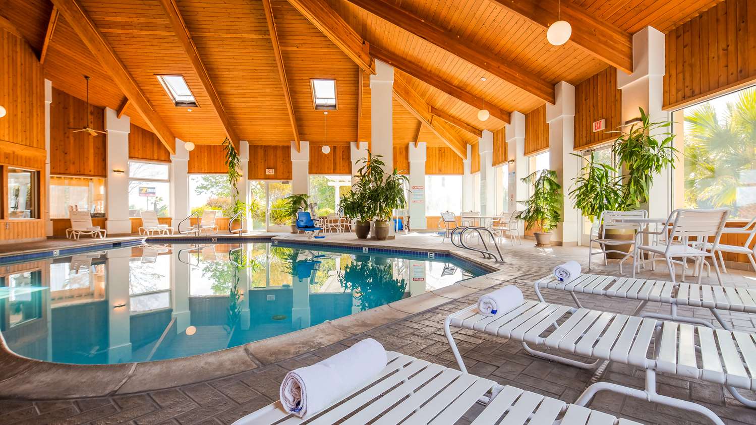 Best Western Plus Corning Inn 6/13